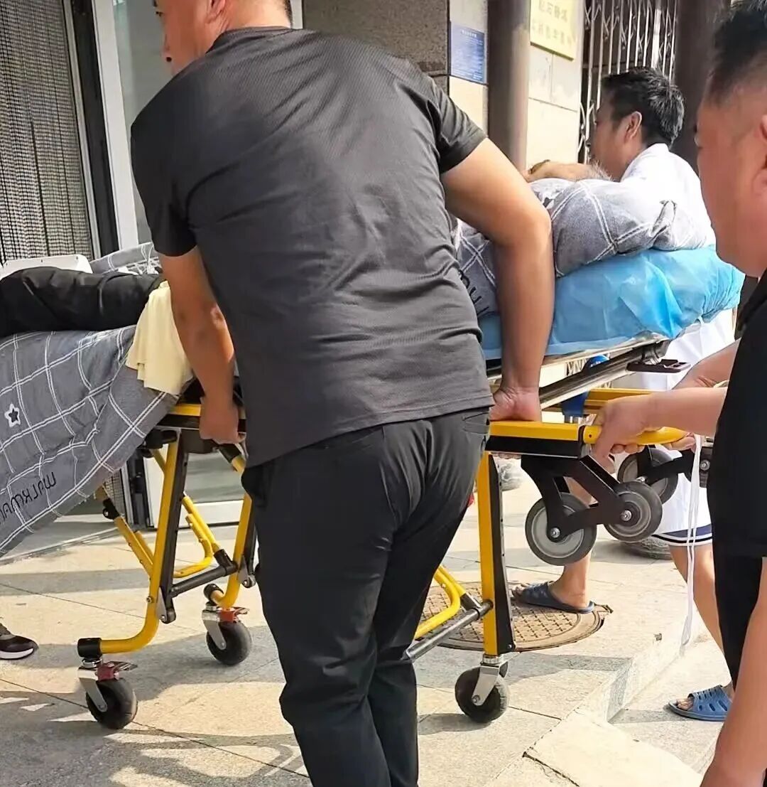 点石医派特刊：一场与死神竞速的家族救援——记中元节前夕的生死较量